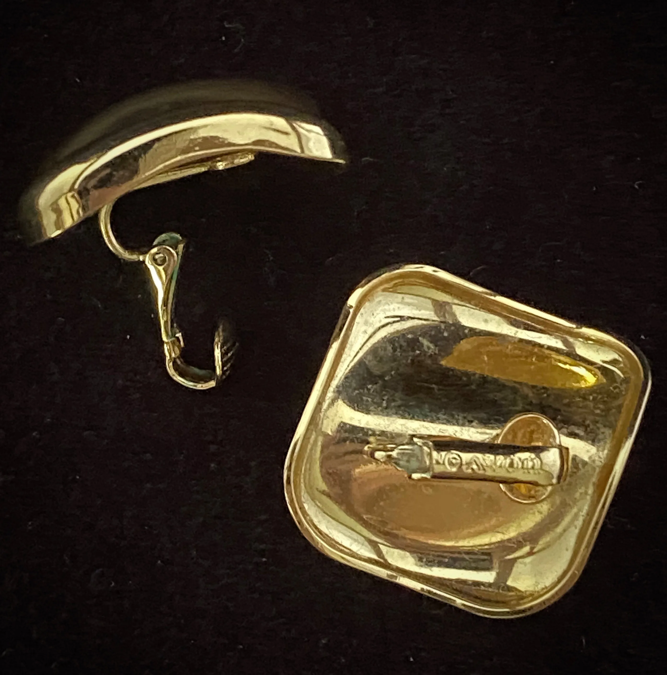 1986 Avon Polished Perfection Earrings