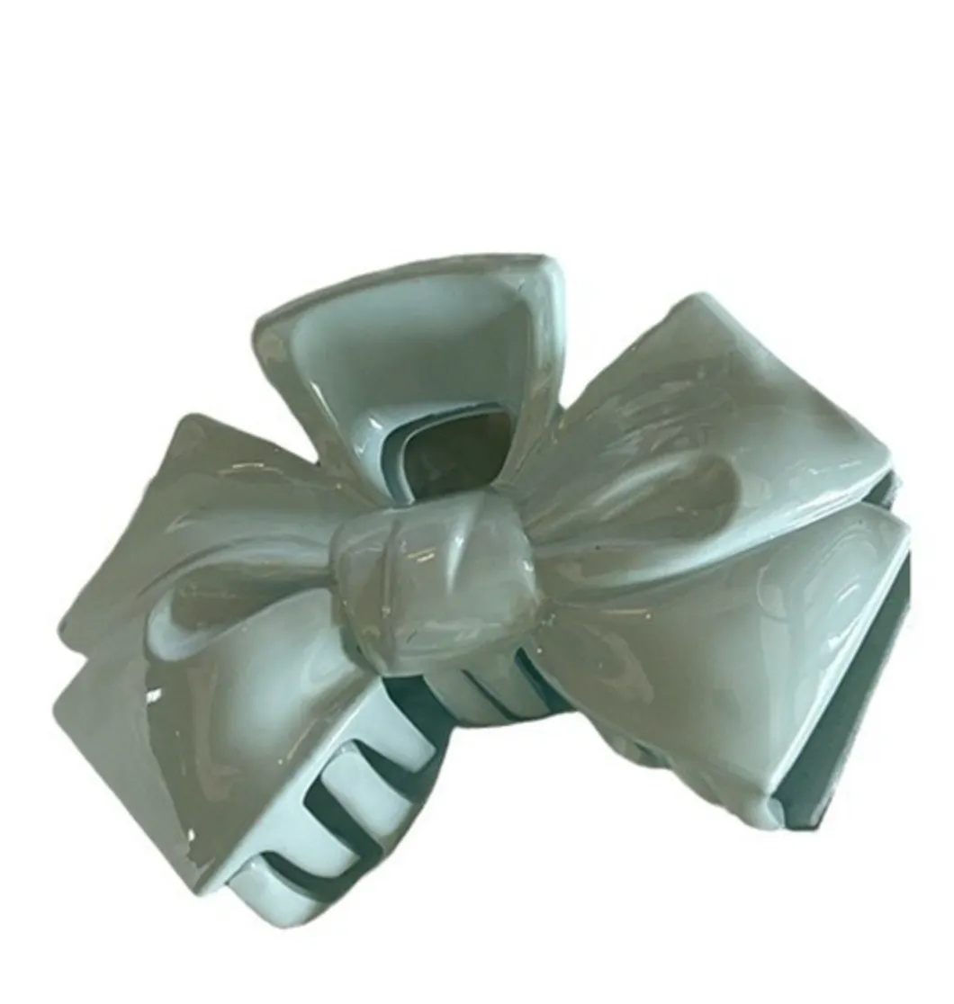 Bow Acrylic Hair Clip