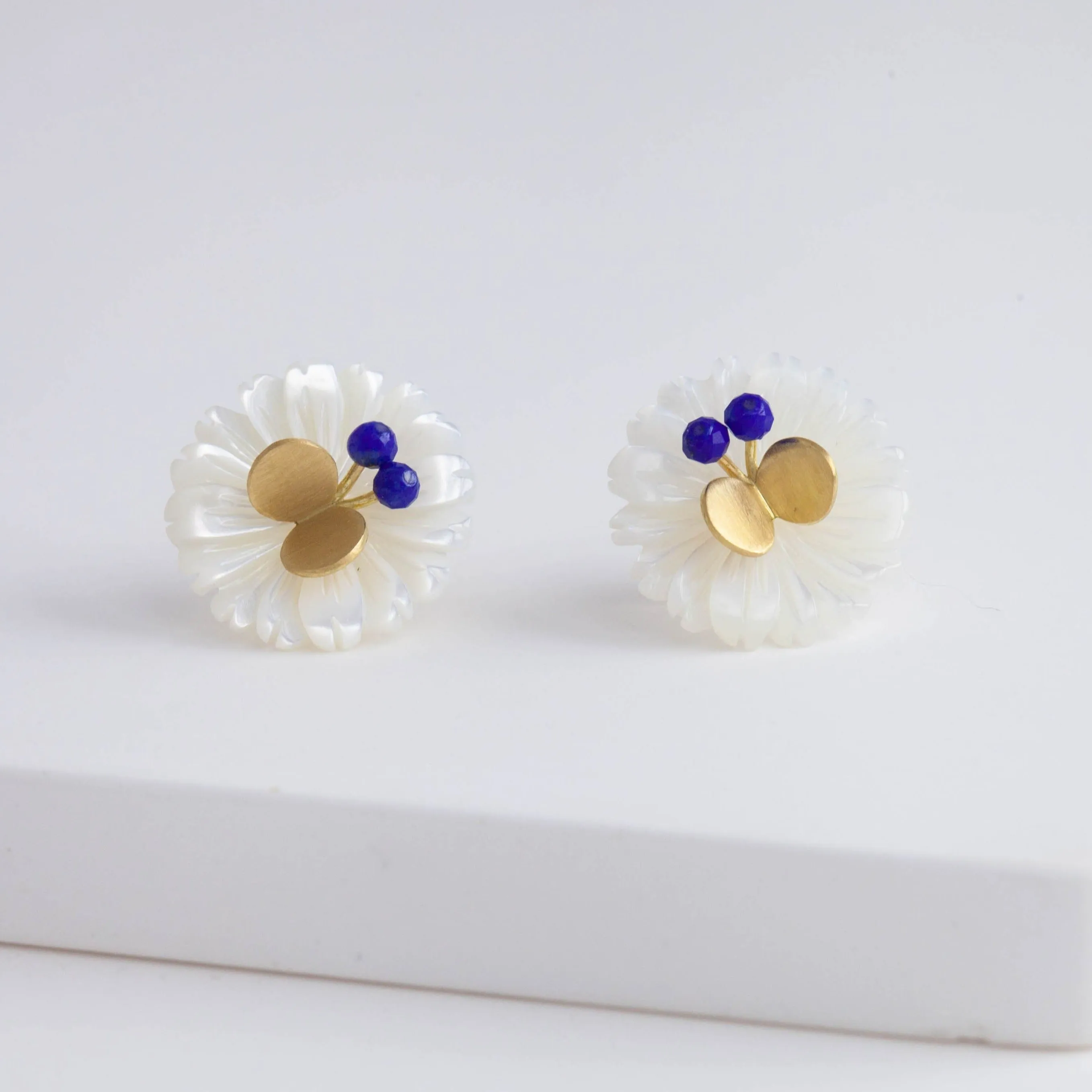 Daisy lapis lazuli butterfly earrings