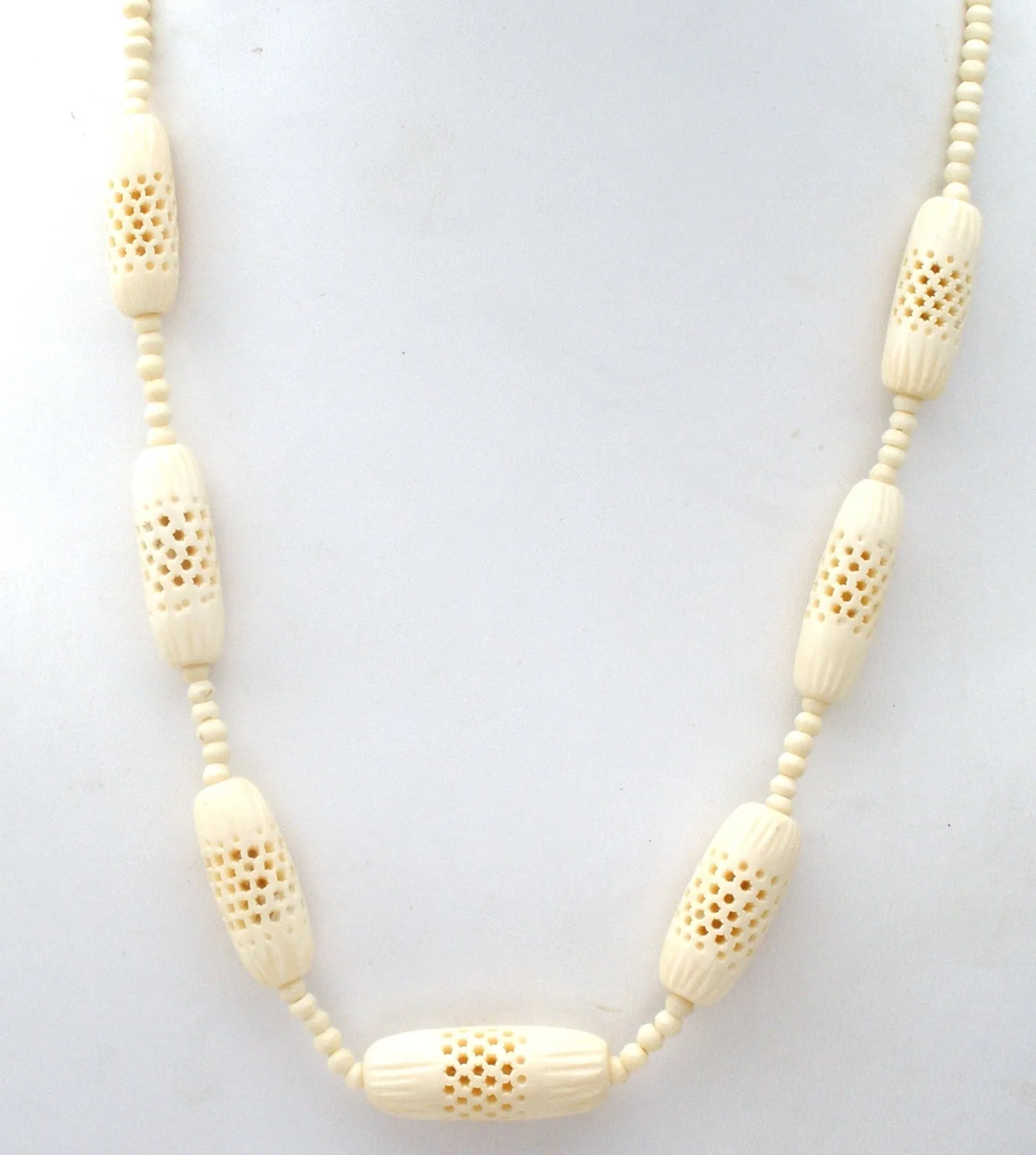 Hand Carved Bone Bead Necklace Vintage