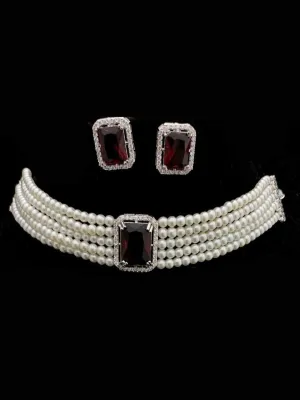 Multistrand Pearl Choker