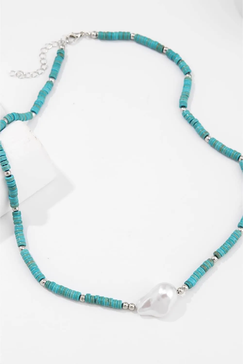 Seaside Serenade: Turquoise and Pearl Necklace