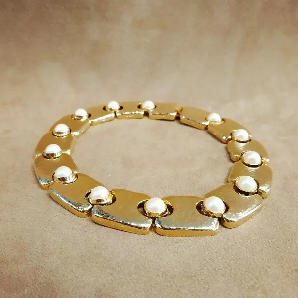 Statement Flat Gold Pearl Necklace