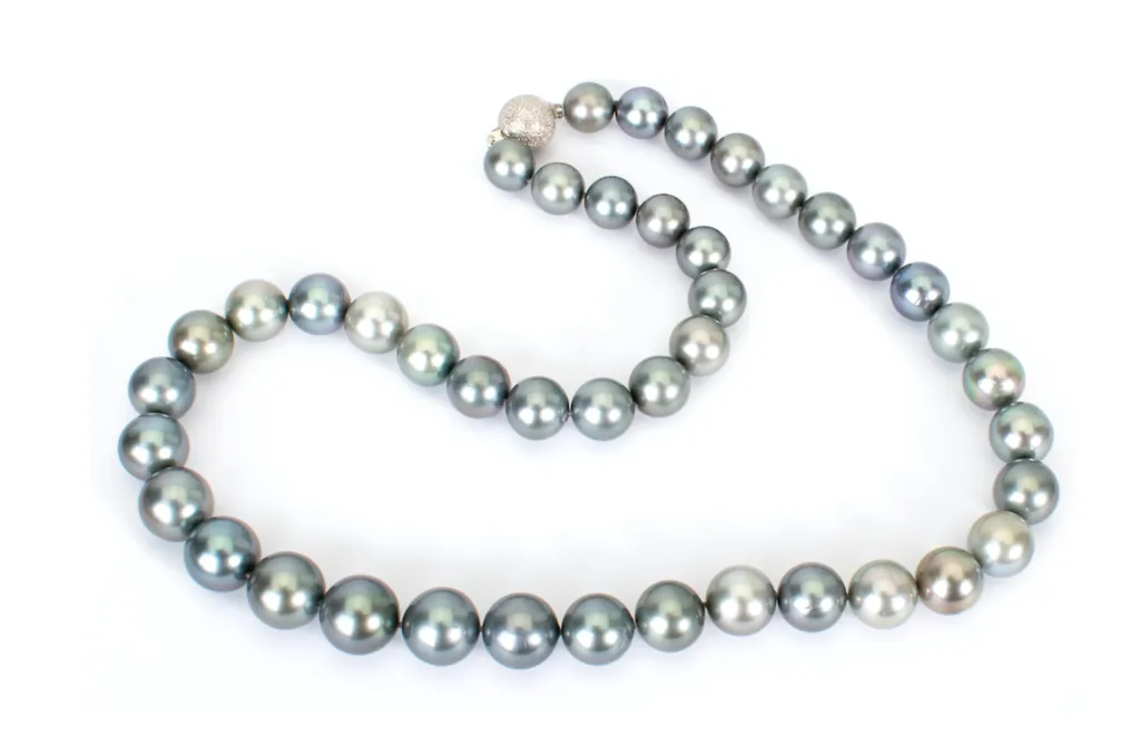 Tahitian Pearl Strand