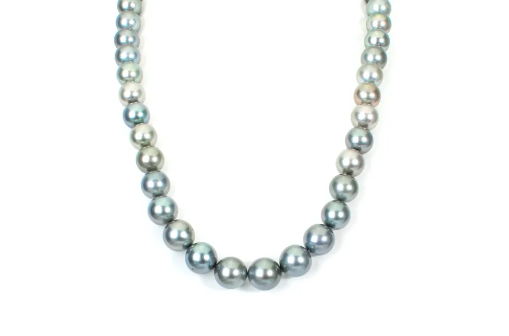 Tahitian Pearl Strand