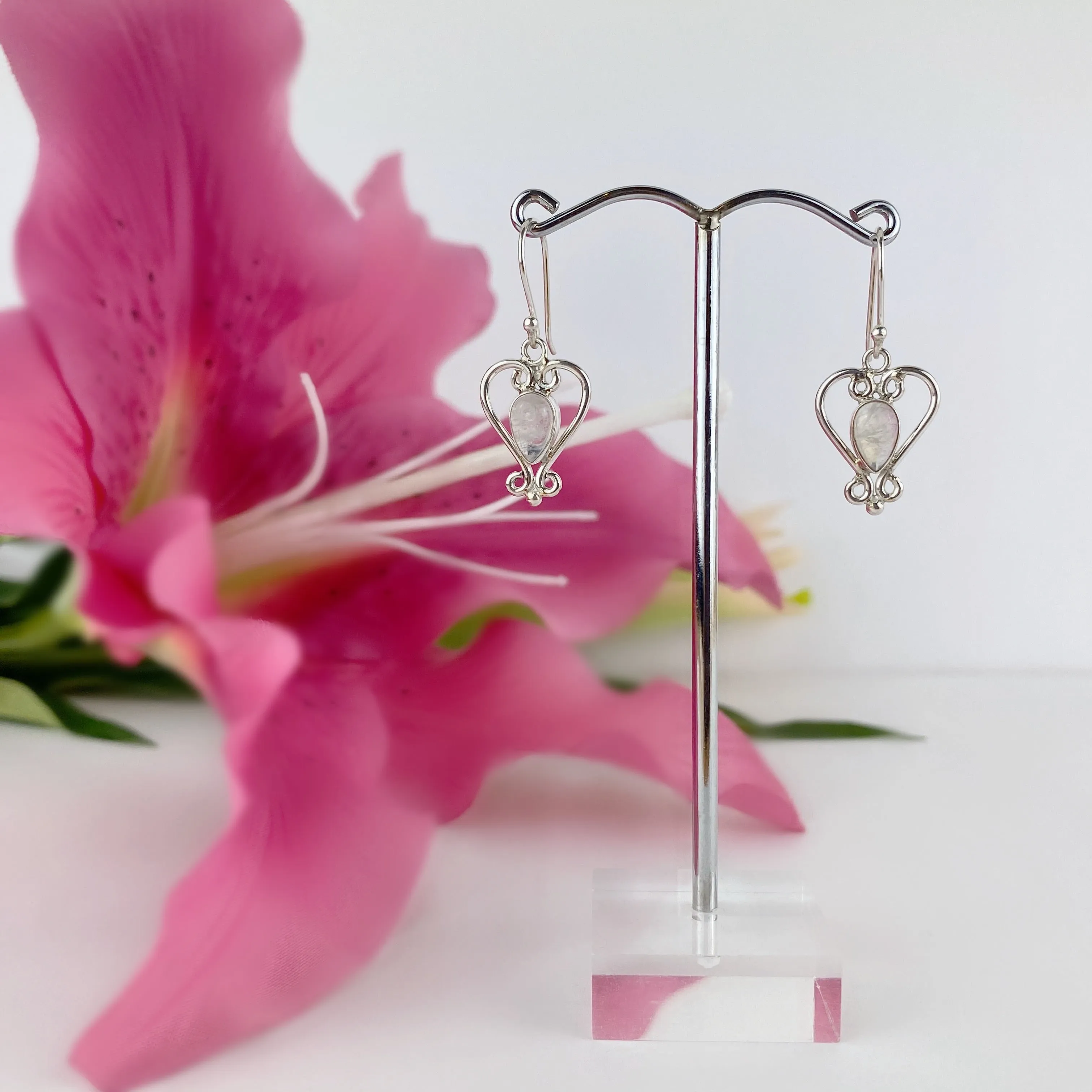 Wirework Heart Earrings - VE617RM