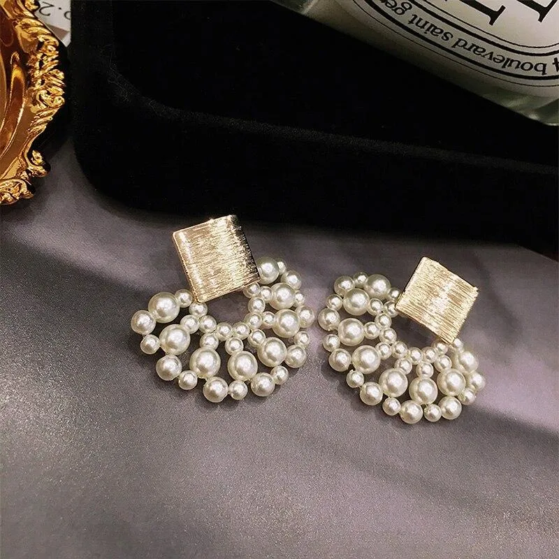 Women Vintage Simulated Pearl Geometric Dangle Earrings